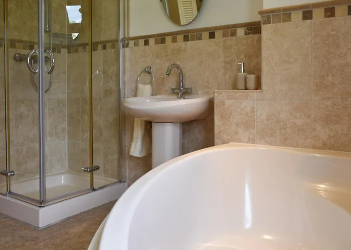 Bridge End Long Preston